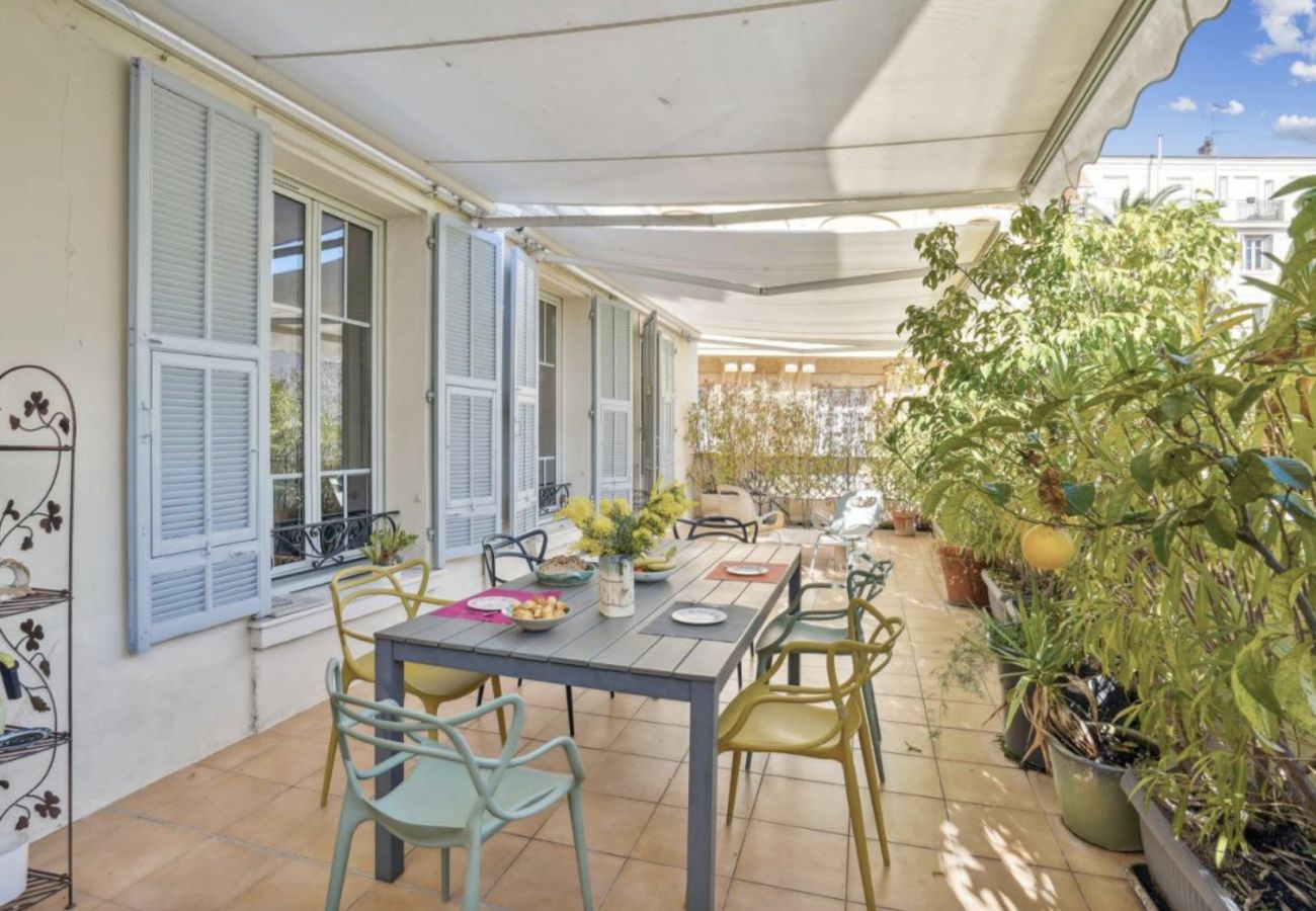 Ferienwohnung in Nizza - Luxueux appartement avec terrasse et parking