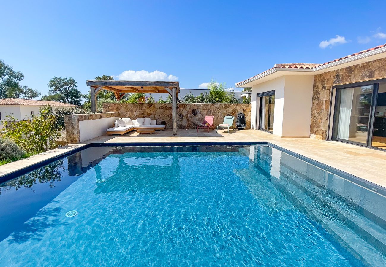 Villa in Sainte-Lucie de Porto-Vecchio - Villa A Calia di Fiori Mare