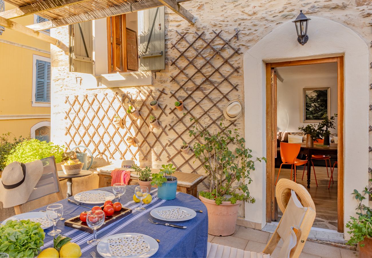 Ferienhaus in Pietracorbara - Casa Eleana